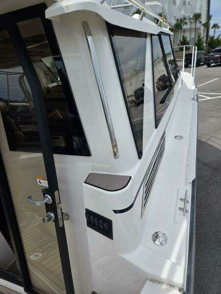 28ft Cutwater Yacht For Sale