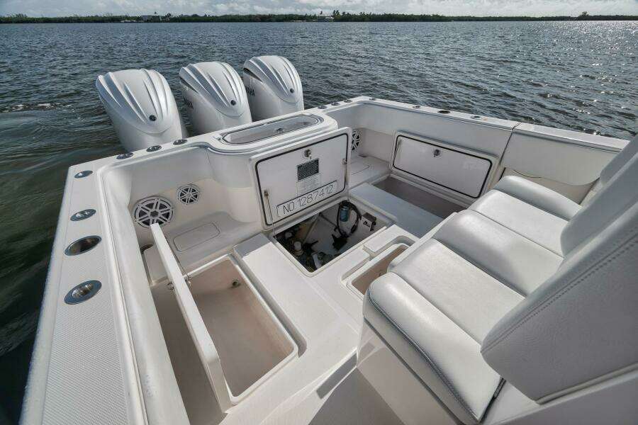36ft Invincible Yacht For Sale