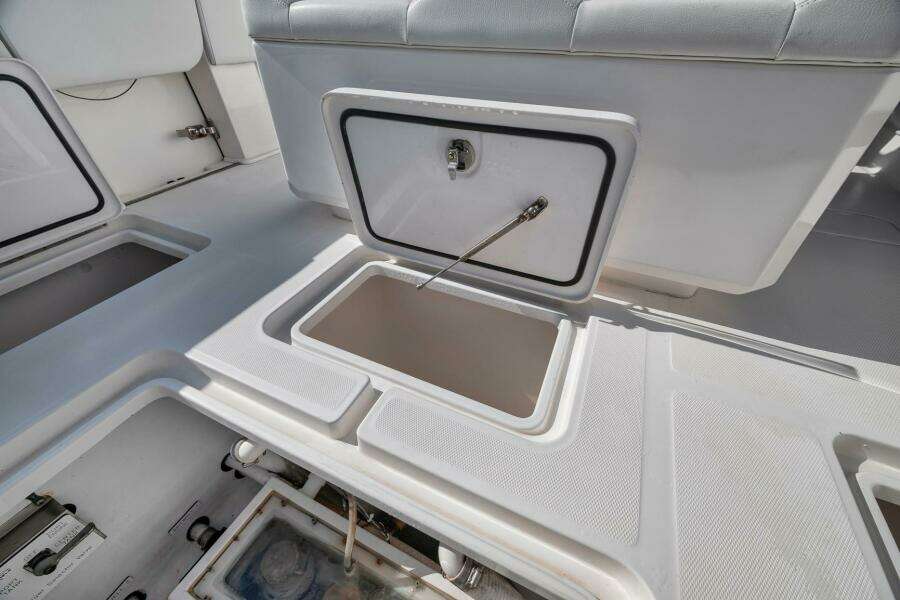36ft Invincible Yacht For Sale