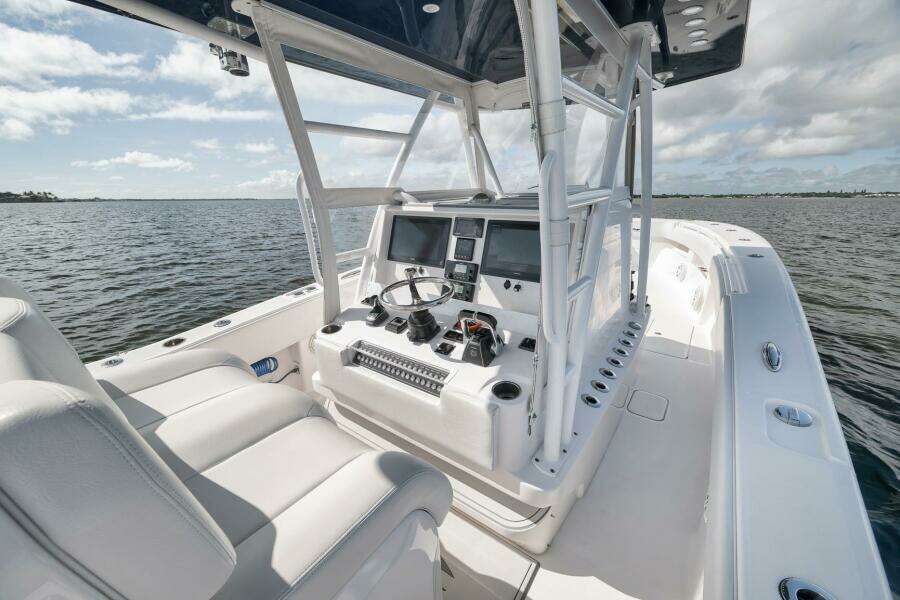 36ft Invincible Yacht For Sale