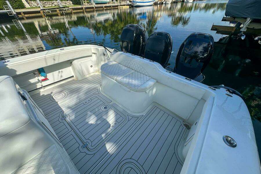 42ft Yellowfin Yacht For Sale