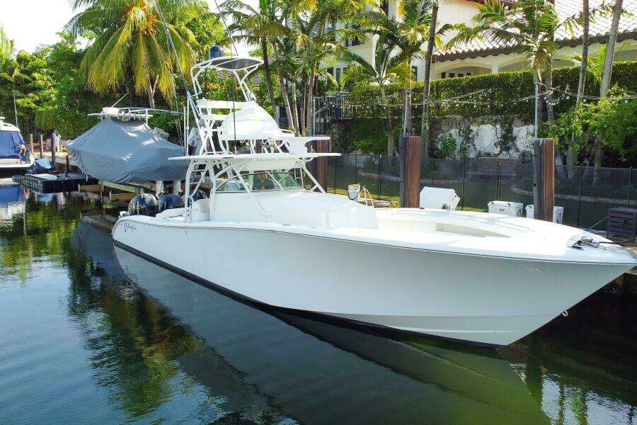 42ft Yellowfin Yacht For Sale