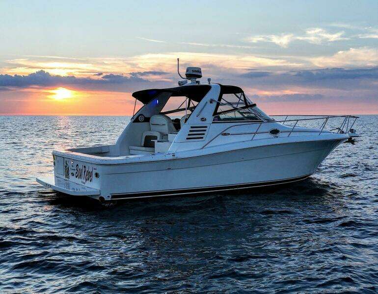 34ft Sea Ray Yacht For Sale