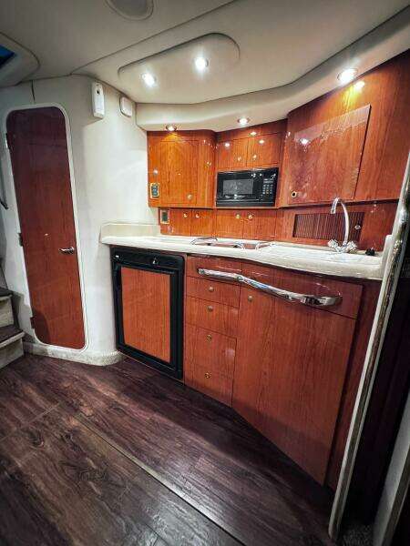 34ft Sea Ray Yacht For Sale