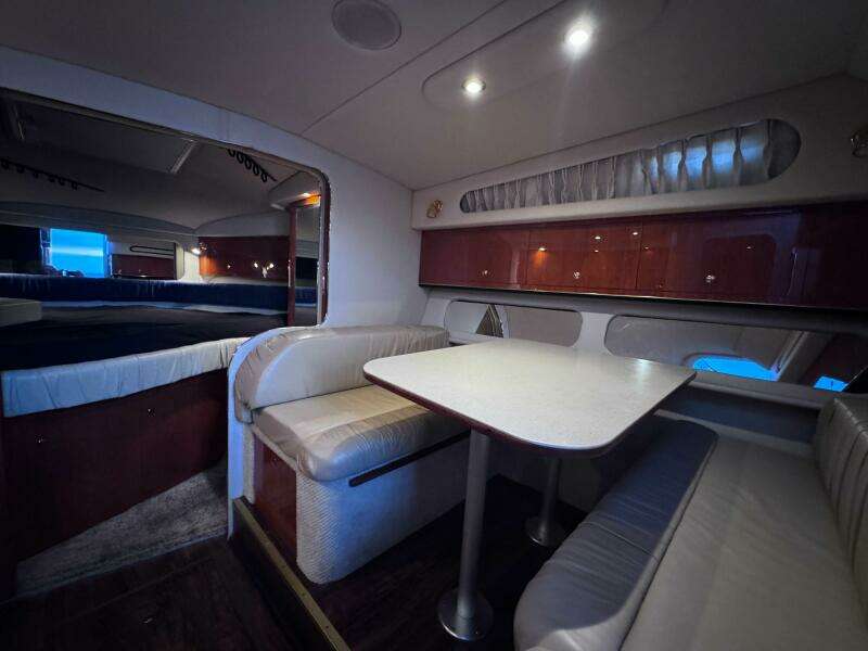 34ft Sea Ray Yacht For Sale
