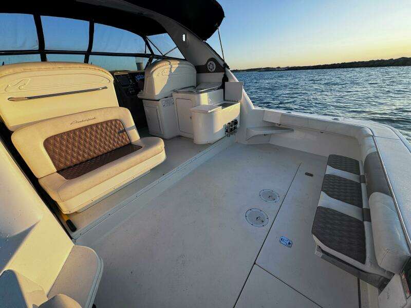34ft Sea Ray Yacht For Sale