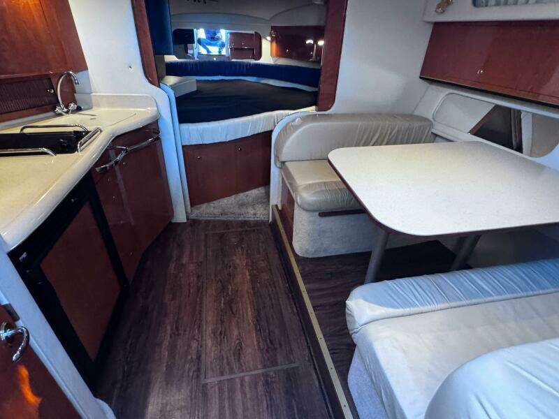 34ft Sea Ray Yacht For Sale