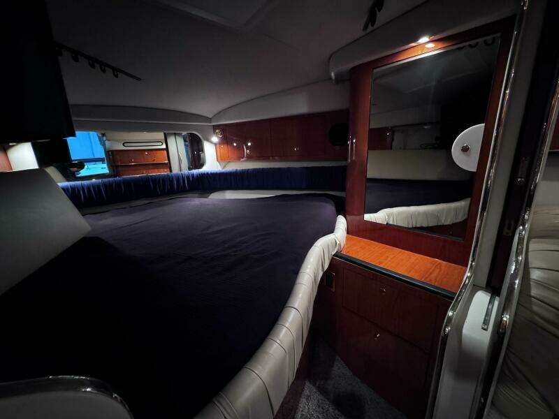 34ft Sea Ray Yacht For Sale