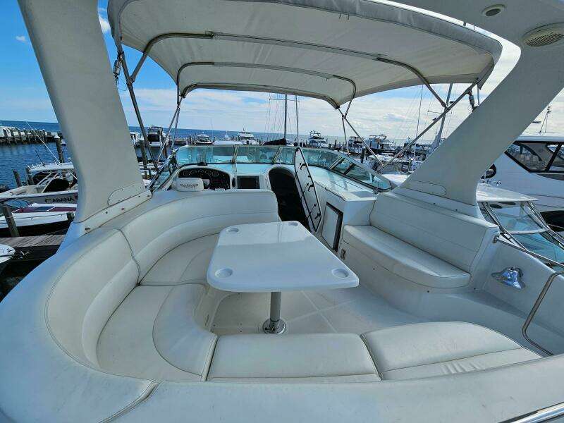 53ft Carver Yacht For Sale