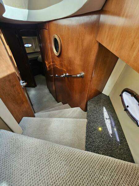 53ft Carver Yacht For Sale