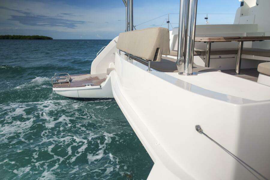 Bellisima 51ft Lagoon Yacht For Sale