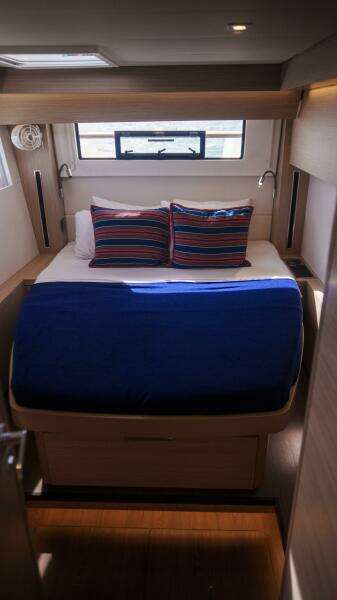 Bellisima 51ft Lagoon Yacht For Sale