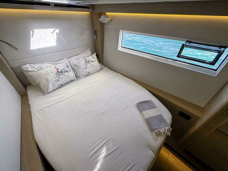 Bellisima 51ft Lagoon Yacht For Sale
