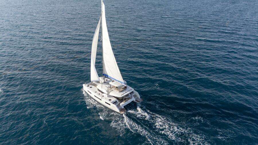 Bellisima 51ft Lagoon Yacht For Sale