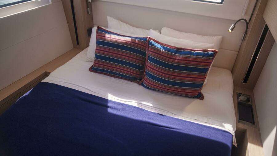 Bellisima 51ft Lagoon Yacht For Sale