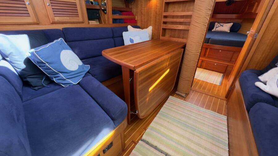 FINESSE 38ft Sabre Yacht For Sale