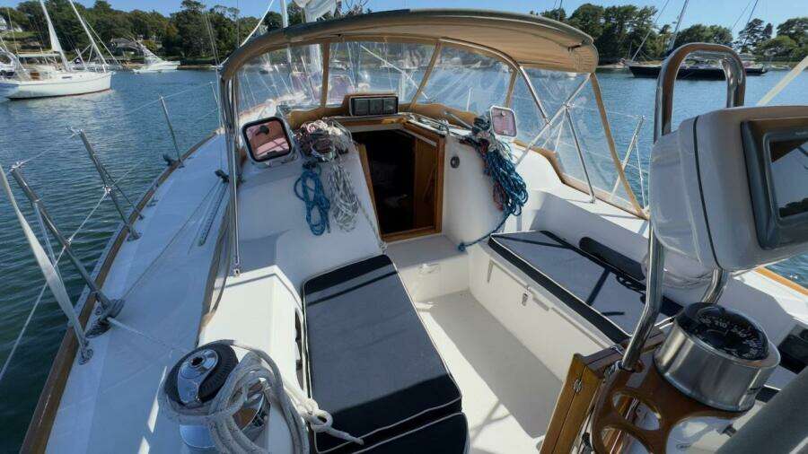 FINESSE 38ft Sabre Yacht For Sale
