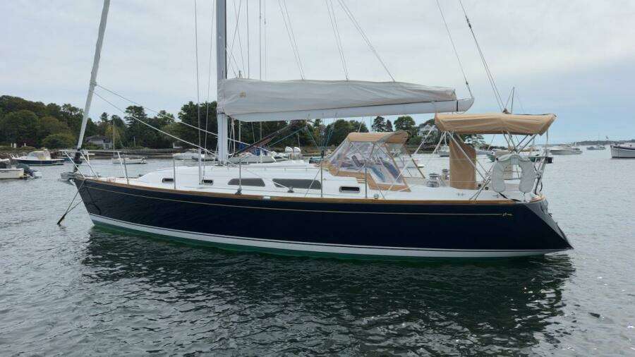 FINESSE 38ft Sabre Yacht For Sale