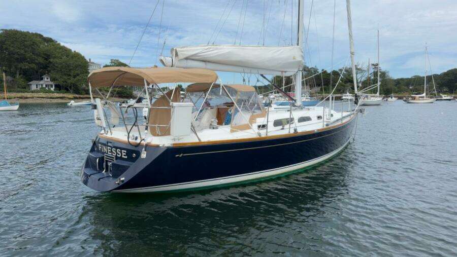 FINESSE 38ft Sabre Yacht For Sale
