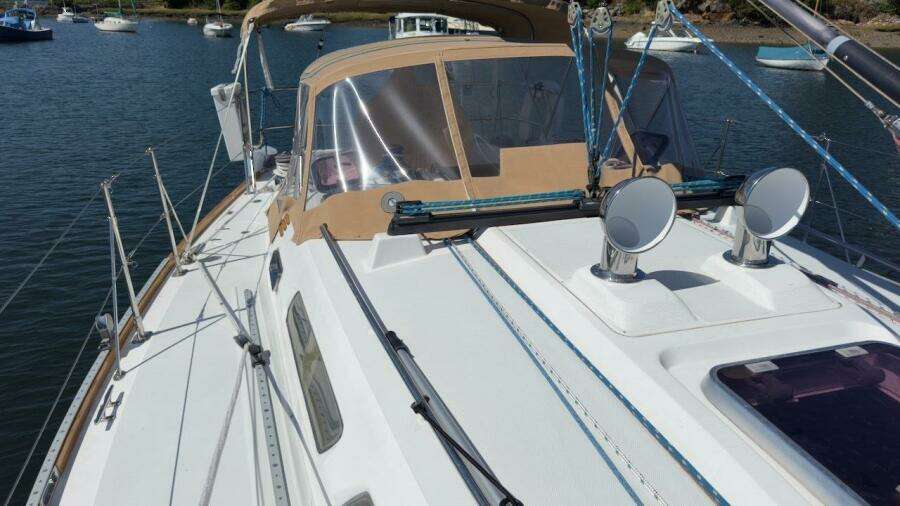 FINESSE 38ft Sabre Yacht For Sale