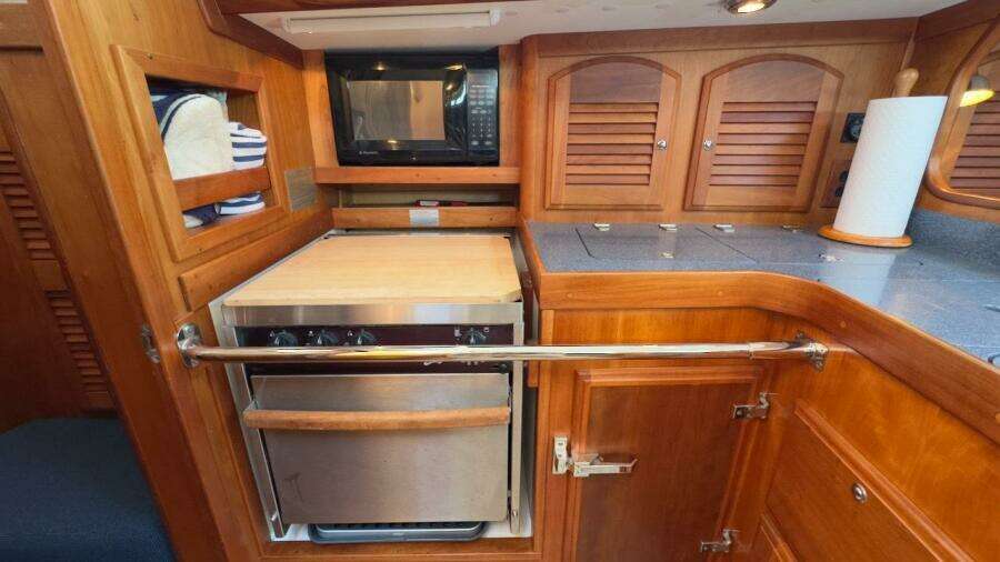 FINESSE 38ft Sabre Yacht For Sale