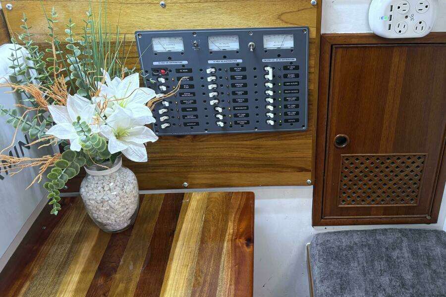 Satori 47ft CT Yacht For Sale