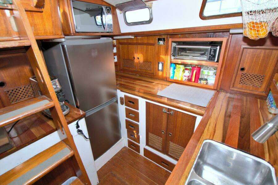 Satori 47ft CT Yacht For Sale