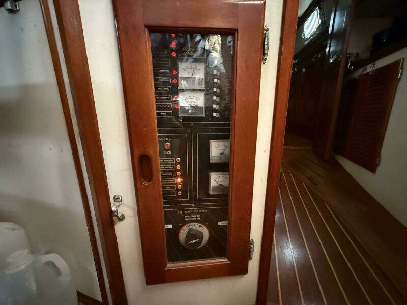 Meno Mosso 44ft Catalina Morgan Yacht For Sale