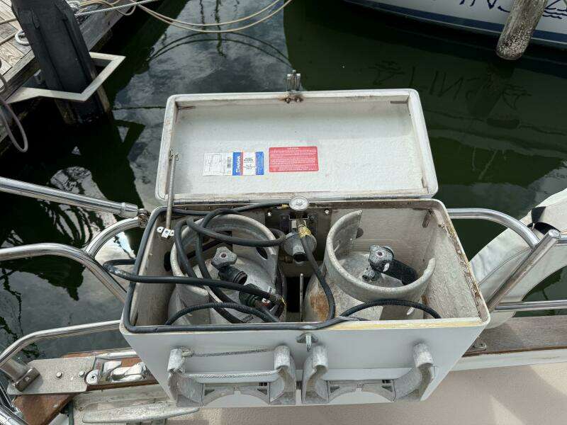 Meno Mosso 44ft Catalina Morgan Yacht For Sale
