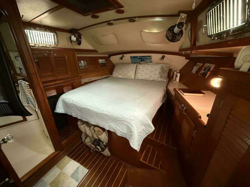 Meno Mosso 44ft Catalina Morgan Yacht For Sale