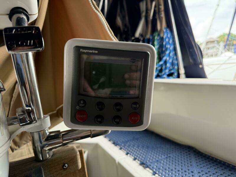 Meno Mosso 44ft Catalina Morgan Yacht For Sale
