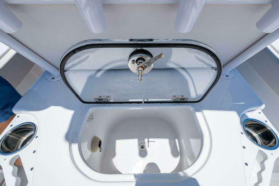 23ft Sea Hunt Yacht For Sale