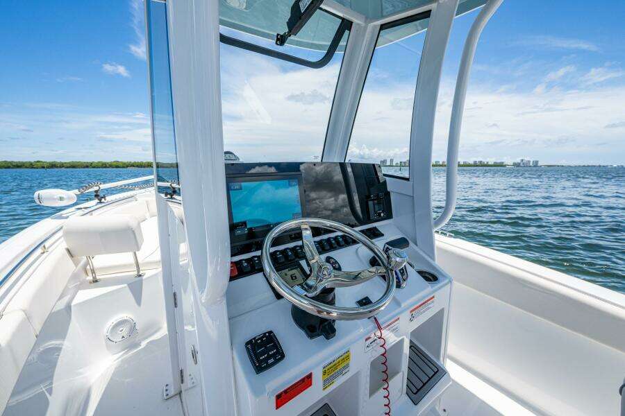 23ft Sea Hunt Yacht For Sale