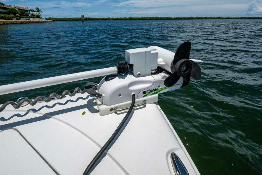 23ft Sea Hunt Yacht For Sale