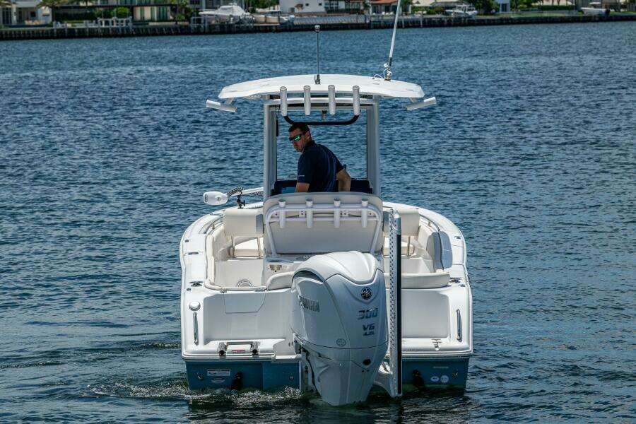 23ft Sea Hunt Yacht For Sale