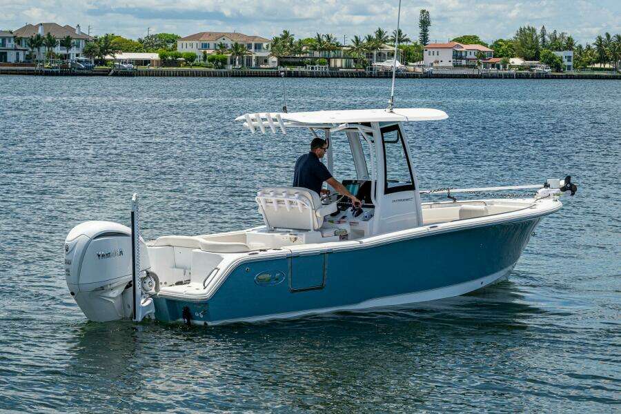 23ft Sea Hunt Yacht For Sale