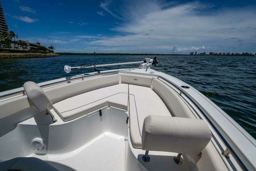 23ft Sea Hunt Yacht For Sale