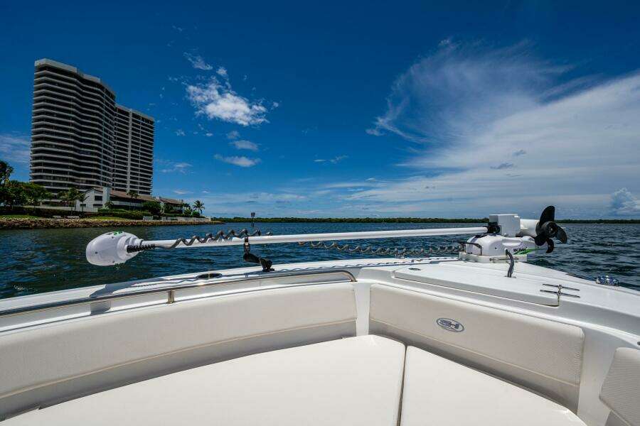23ft Sea Hunt Yacht For Sale
