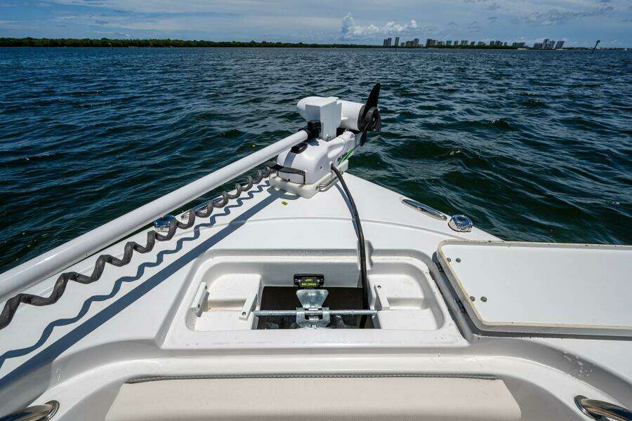 23ft Sea Hunt Yacht For Sale