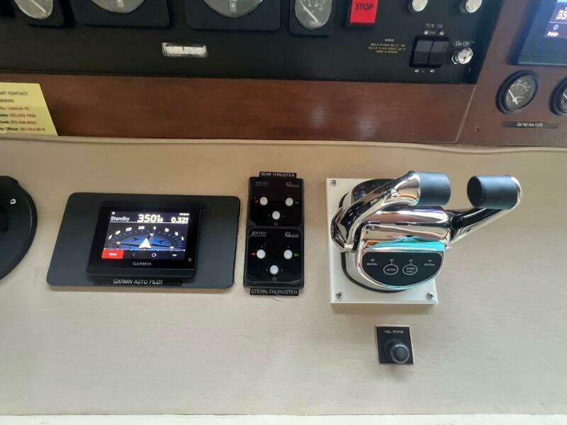 65ft Hatteras Yacht For Sale