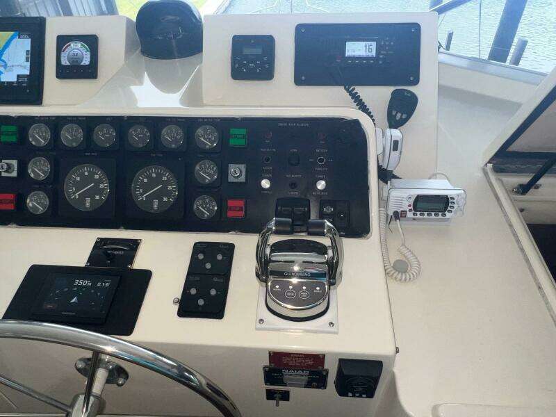 65ft Hatteras Yacht For Sale