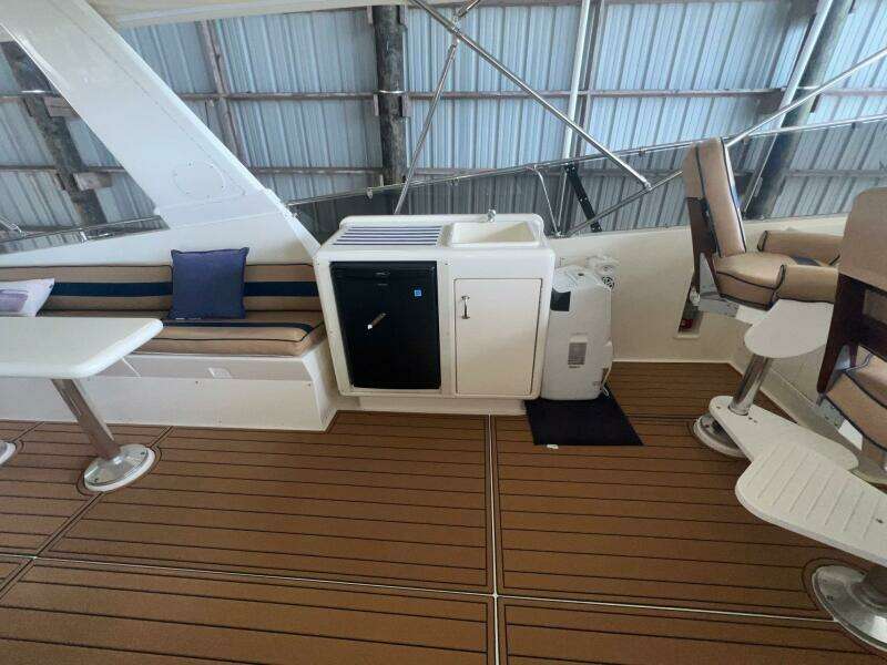 65ft Hatteras Yacht For Sale