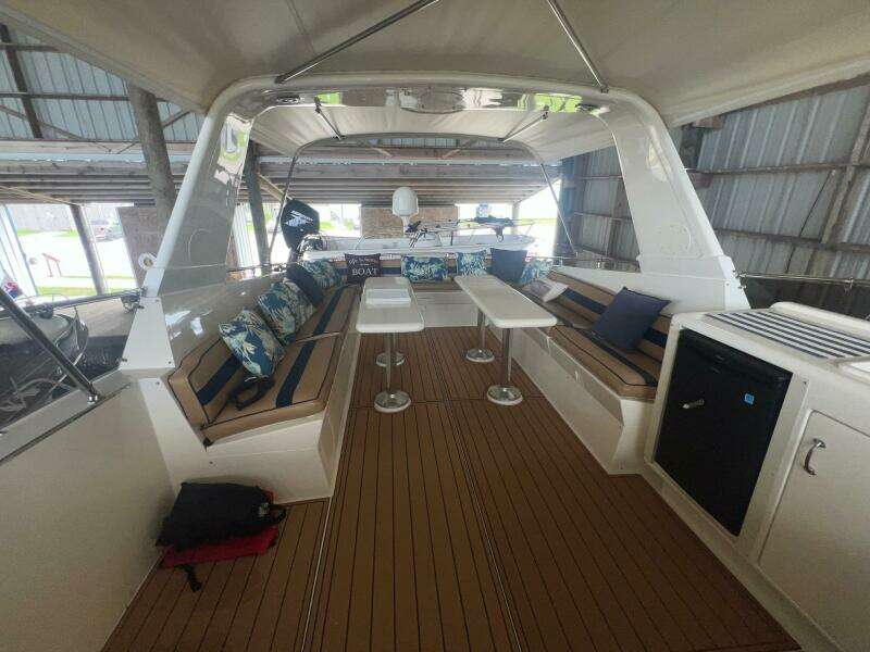 65ft Hatteras Yacht For Sale