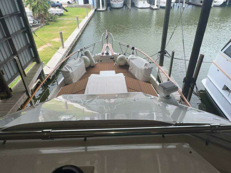 65ft Hatteras Yacht For Sale