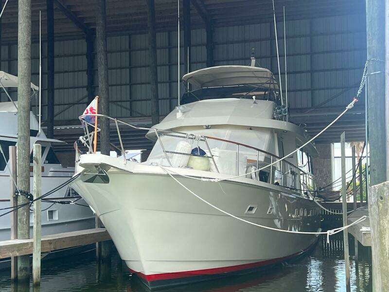 65ft Hatteras Yacht For Sale