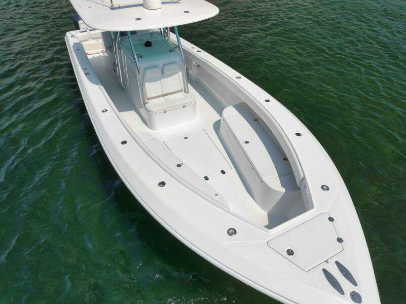 Baby Blues 37ft Bahama Yacht For Sale