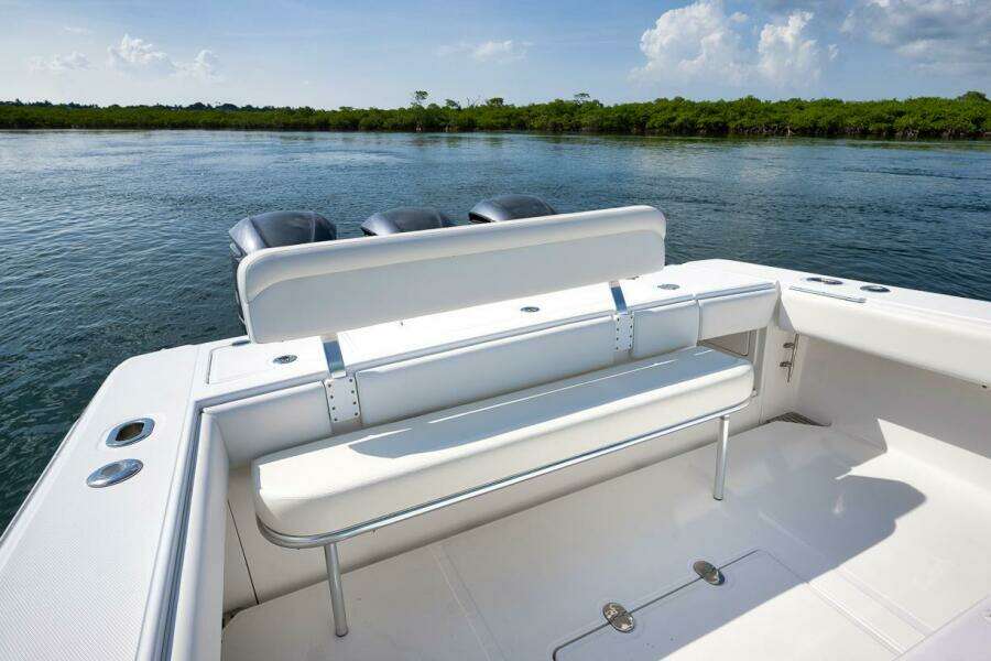 Baby Blues 37ft Bahama Yacht For Sale