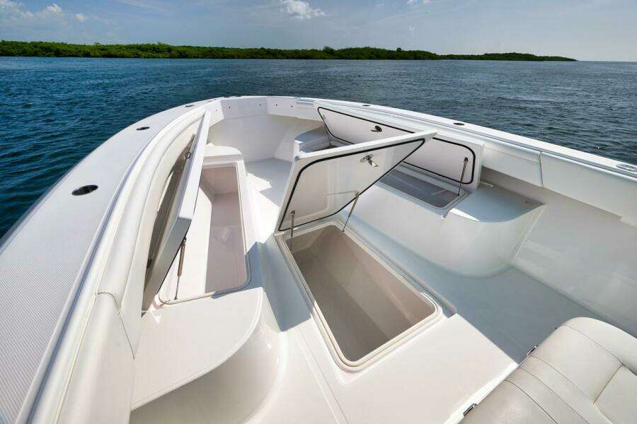 Baby Blues 37ft Bahama Yacht For Sale