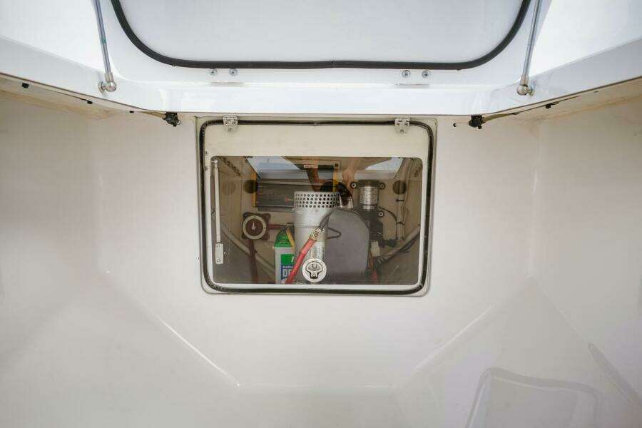 Baby Blues 37ft Bahama Yacht For Sale