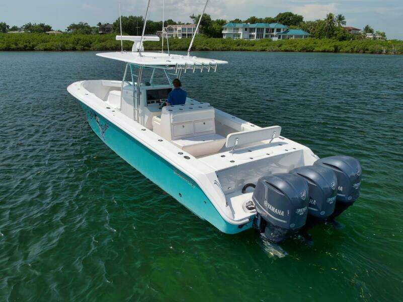 Baby Blues 37ft Bahama Yacht For Sale